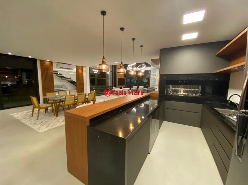 ENSEADA - EXCELENTE SOBRADO EM LOTE COM 3 FRENTES: 33ª foto da galeria de imagens do imóvel