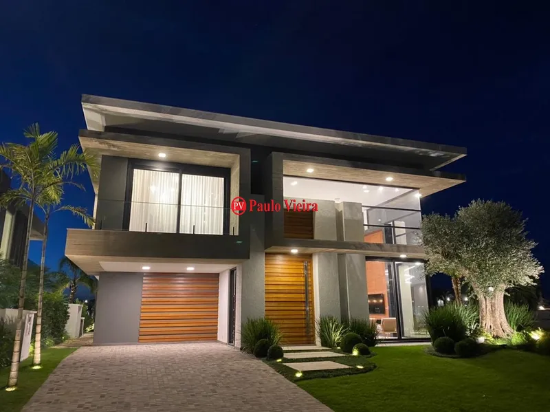 ENSEADA - EXCELENTE SOBRADO EM LOTE COM 3 FRENTES: 22ª foto da galeria de imagens do imóvel