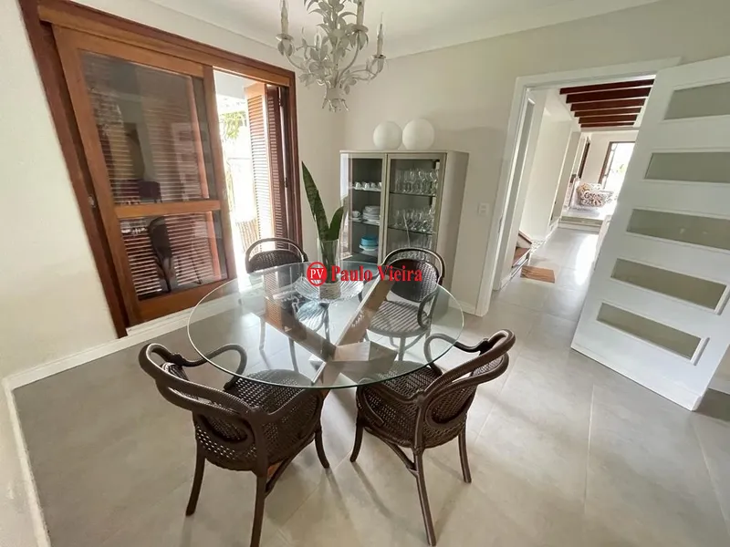 ATLÂNTIDA - SOBRADO DE ESQUINA PRÓXIMO AO MAR!: 9ª foto da galeria de imagens do imóvel