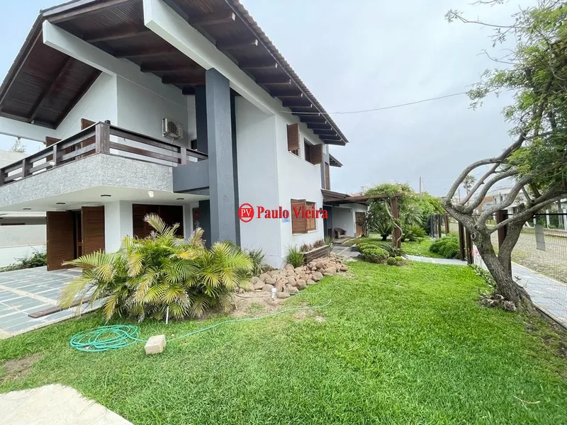 ATLÂNTIDA - SOBRADO DE ESQUINA PRÓXIMO AO MAR!: 25ª foto da galeria de imagens do imóvel