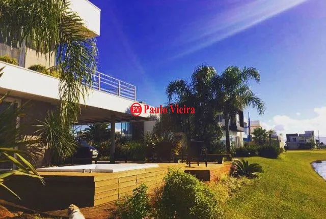 ENSEADA - SOBRADO BEIRA LAGO: 41ª foto da galeria de imagens do imóvel