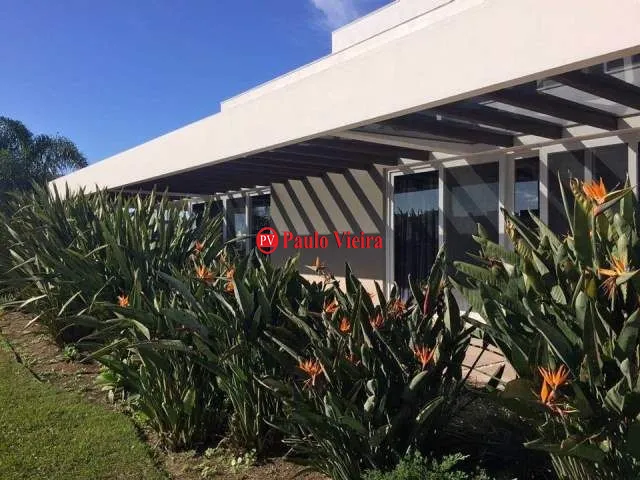 ENSEADA - SOBRADO BEIRA LAGO: 43ª foto da galeria de imagens do imóvel