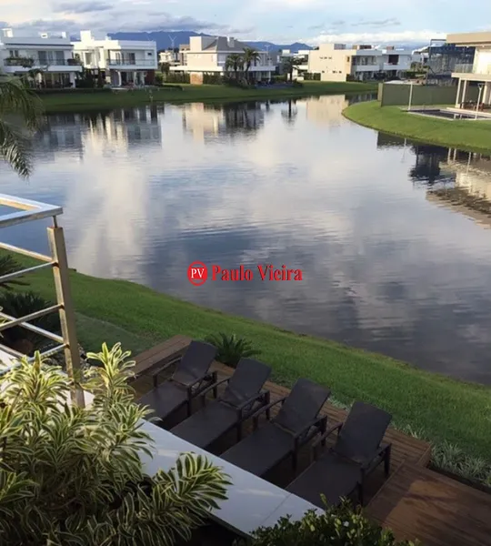 ENSEADA - SOBRADO BEIRA LAGO: 27ª foto da galeria de imagens do imóvel