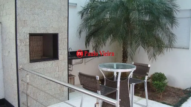 : 2ª foto da galeria de imagens do imóvel