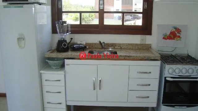 ED. ANA CAPRI NA AV. CENTRAL DE ATLÂNTIDA: 7ª foto da galeria de imagens do imóvel