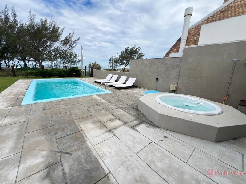 ATLÂNTIDA -  CASA BEIRA MAR EM ÓTIMA LOCALIZAÇÃO: 5ª foto da galeria de imagens do imóvel