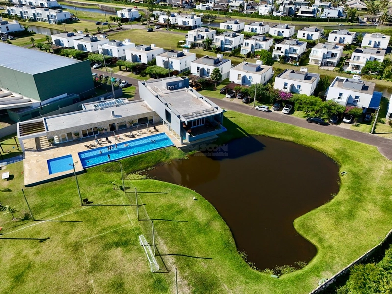 ATLANTIDA, condomínio fechado de casas: 6ª foto da galeria de imagens do imóvel