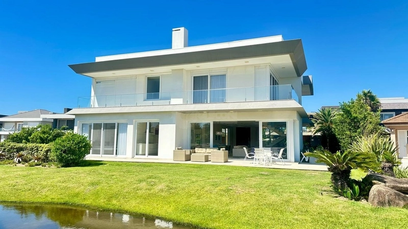 PLAYA VISTA, sobrado beira de lago: 10ª foto da galeria de imagens do imóvel