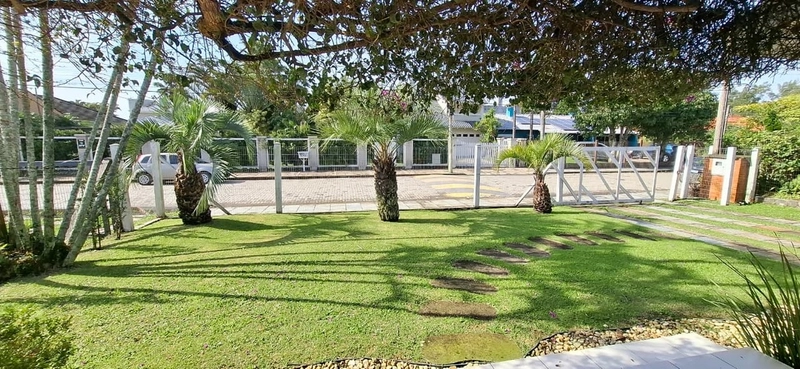 ATLANTIDA, ótima casa estruturada frente leste: 6ª foto da galeria de imagens do imóvel