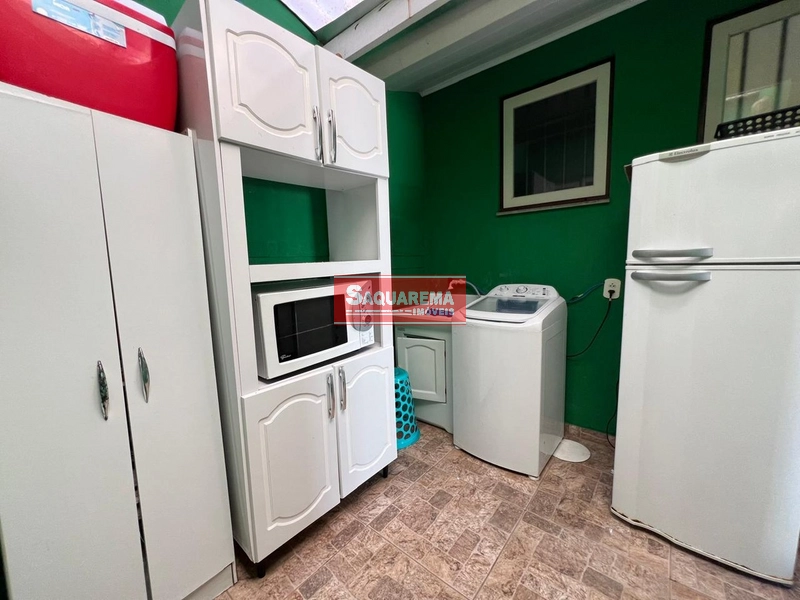 Residência Aconchegante com 3 Dormitórios: 2ª foto da galeria de imagens do imóvel