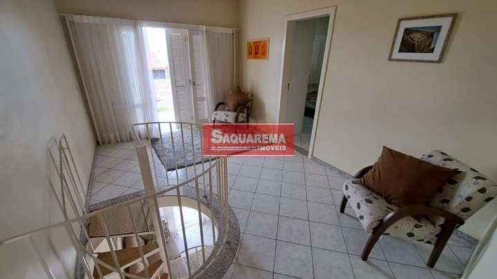 Sobrado Amplo com Anexo e Área de Lazer: 12ª foto da galeria de imagens do imóvel