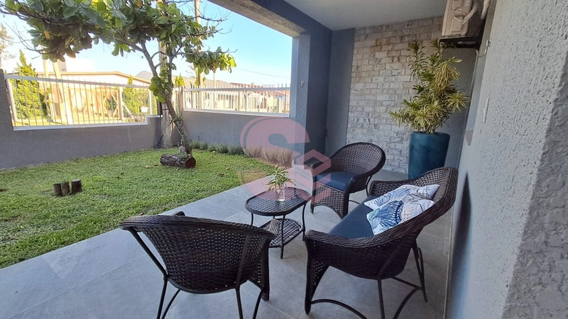 Residência à Venda - Conforto e Lazer Perto do Mar!: 2ª foto da galeria de imagens do imóvel