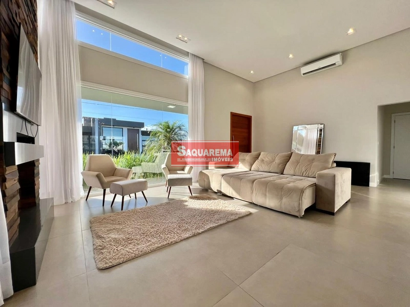 Casa Completa com 3 Dormitórios e Área de Lazer: 2ª foto da galeria de imagens do imóvel