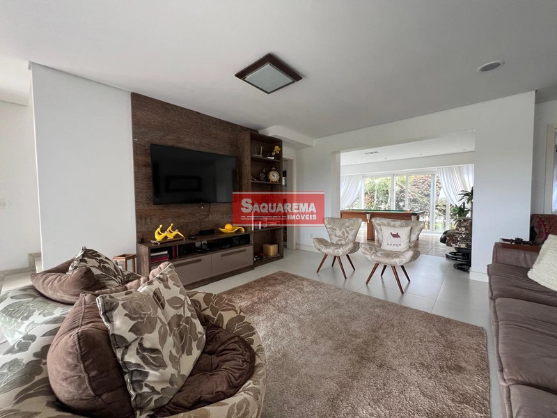 Belíssima casa oferecendo conforto, funcionalidade e lazer.: 5ª foto da galeria de imagens do imóvel