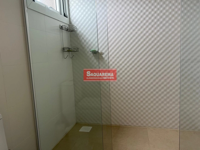 Belíssima casa oferecendo conforto, funcionalidade e lazer.: 25ª foto da galeria de imagens do imóvel