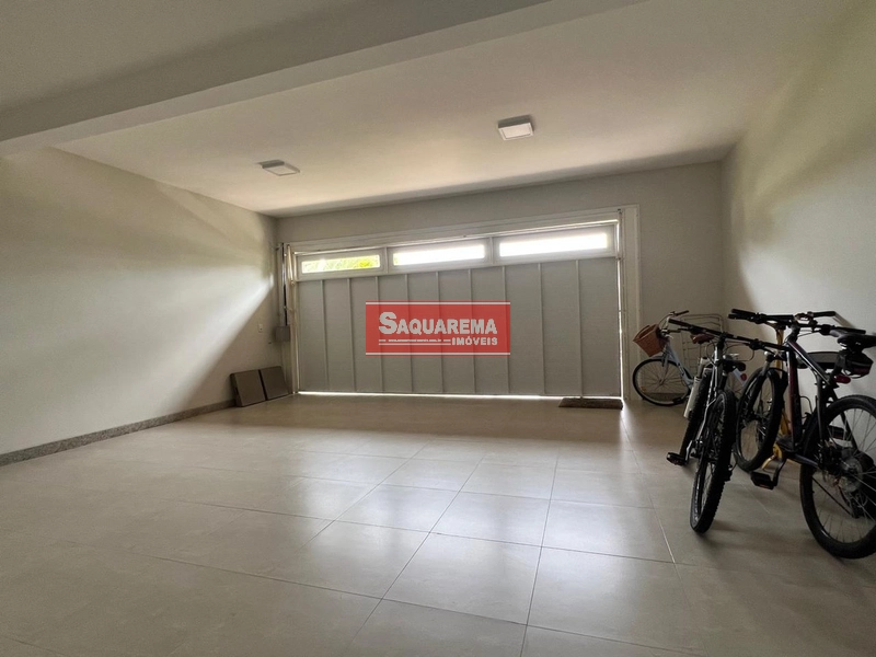 Residência Exclusiva com Piscina Aquecida!: 22ª foto da galeria de imagens do imóvel
