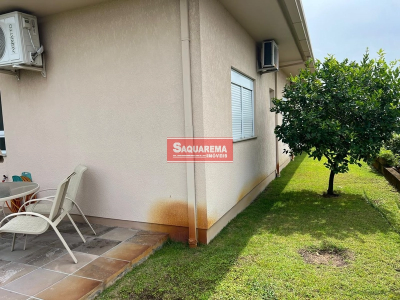 Residência Exclusiva com Piscina Aquecida!: 27ª foto da galeria de imagens do imóvel
