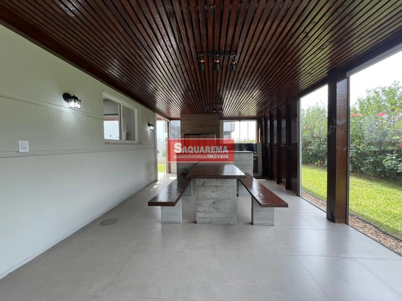 Residência de Alvenaria com Design Funcional: 5ª foto da galeria de imagens do imóvel