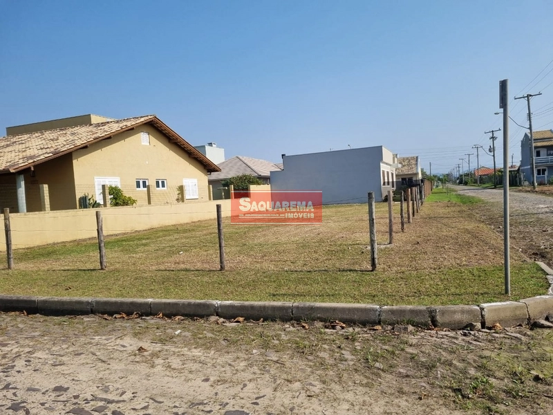 Oportunidade! Terreno de esquina , ótima localização!: 1ª foto da galeria de imagens do imóvel