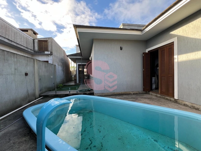 Casa à Venda – 3 Dormitórios com Piscina e Laje em Concreto: 17ª foto da galeria de imagens do imóvel