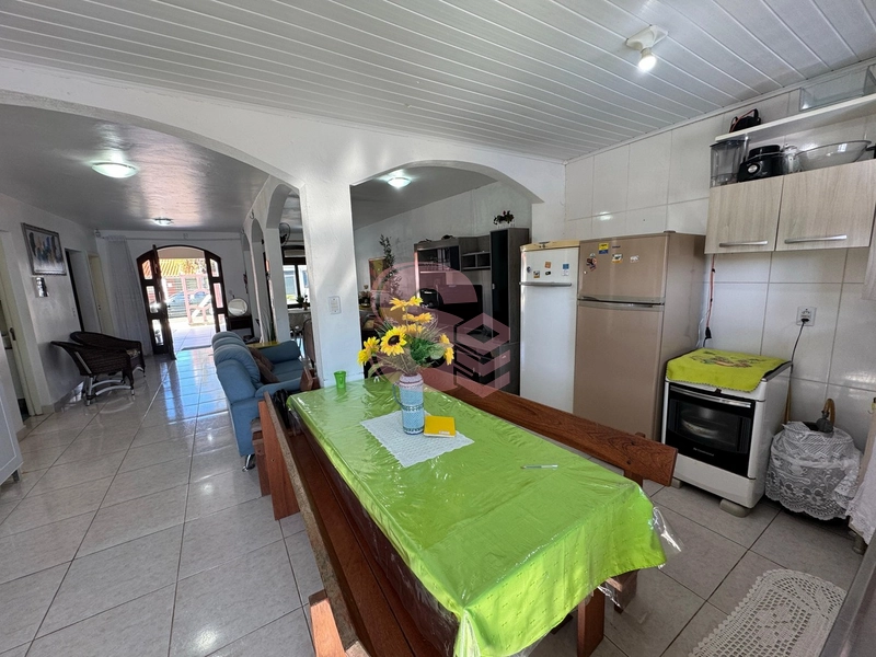Casa 50 metros do mar.: 9ª foto da galeria de imagens do imóvel