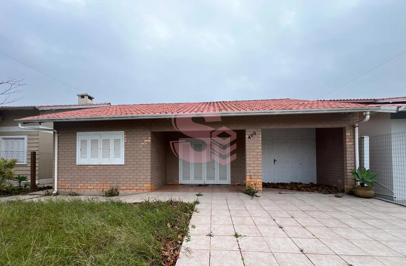 Residência em tijolo à vista à 50m do mar!: 1ª foto da galeria de imagens do imóvel