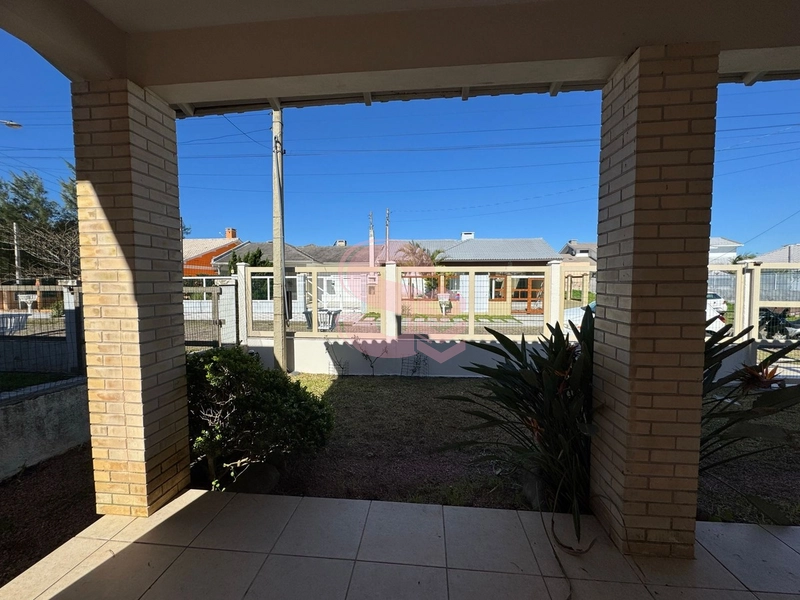 Residência em laje com excelente distribuição dos ambientes,: 3ª foto da galeria de imagens do imóvel