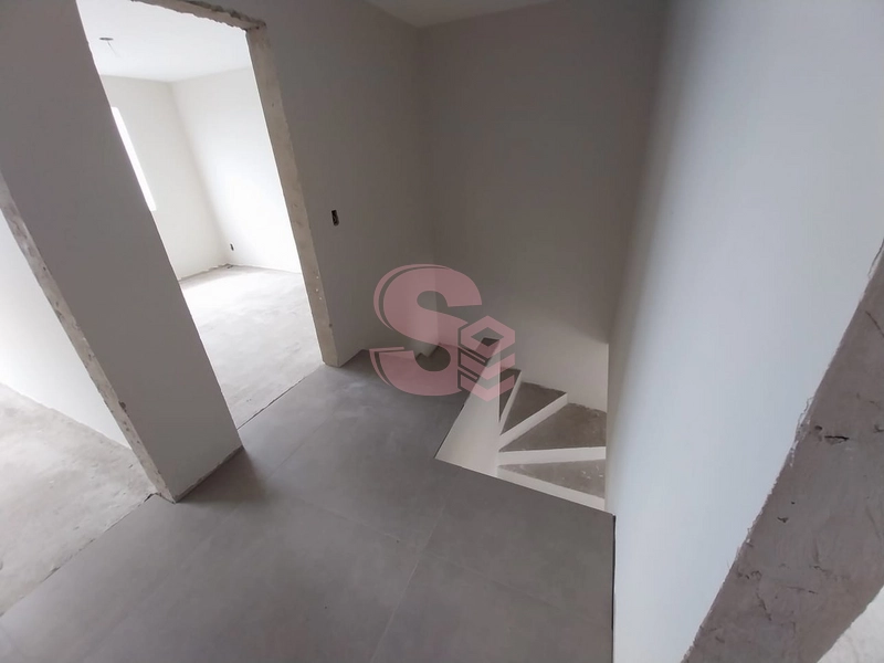 Sobrado moderno com piscina e excelente padrão de acabamento!: 18ª foto da galeria de imagens do imóvel