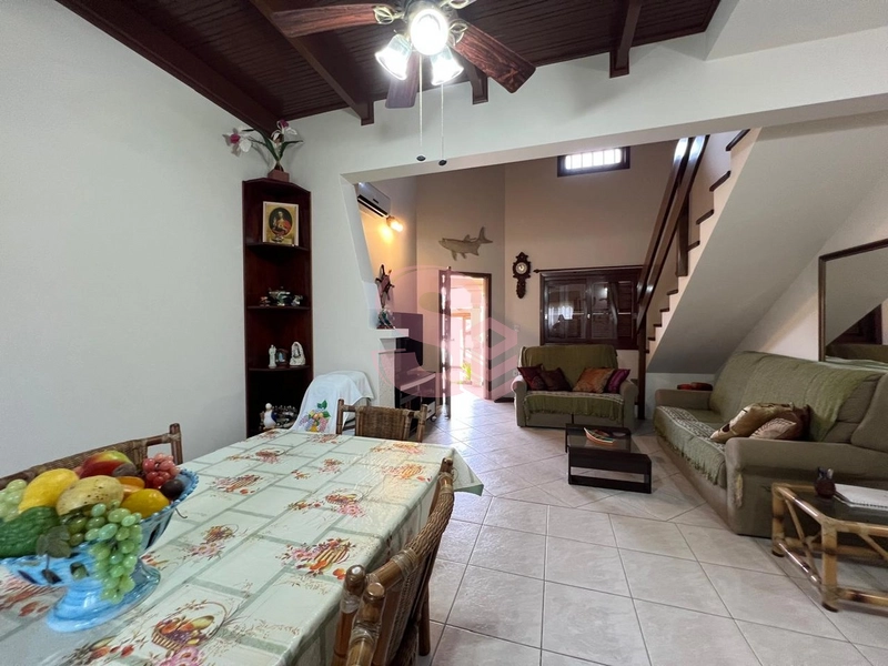 Sobrado mobiliado próximo ao mar: 5ª foto da galeria de imagens do imóvel