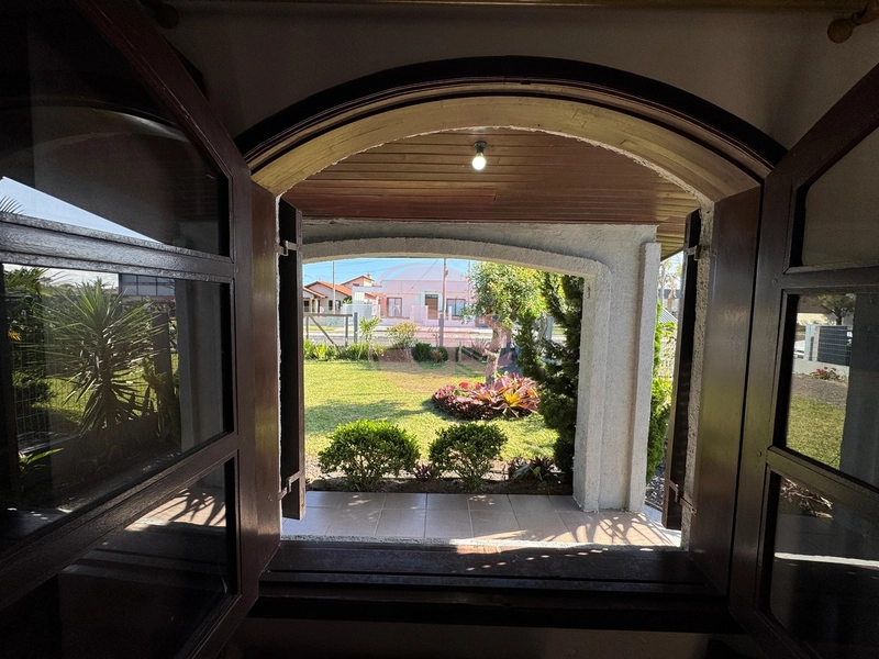 Imóvel a venda em Atlântida Sul: 8ª foto da galeria de imagens do imóvel