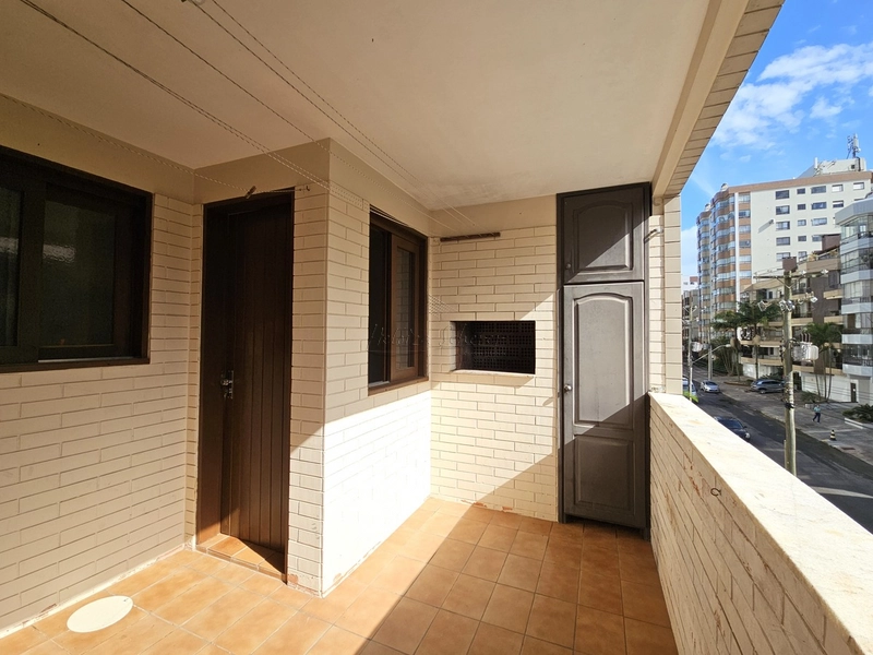 Apartamento 02 dormitórios, suíte + dep. empregada, Capão da Canoa, RS: 18ª foto da galeria de imagens do imóvel