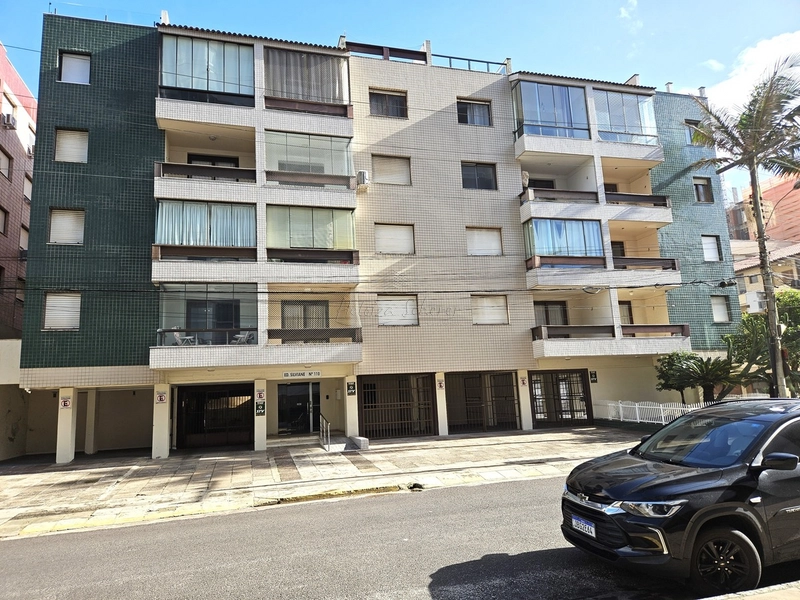 Apartamento mobiliado, junto ao mar, 2dormitórios, Capão da Canoa, RS.: 1ª foto da galeria de imagens do imóvel