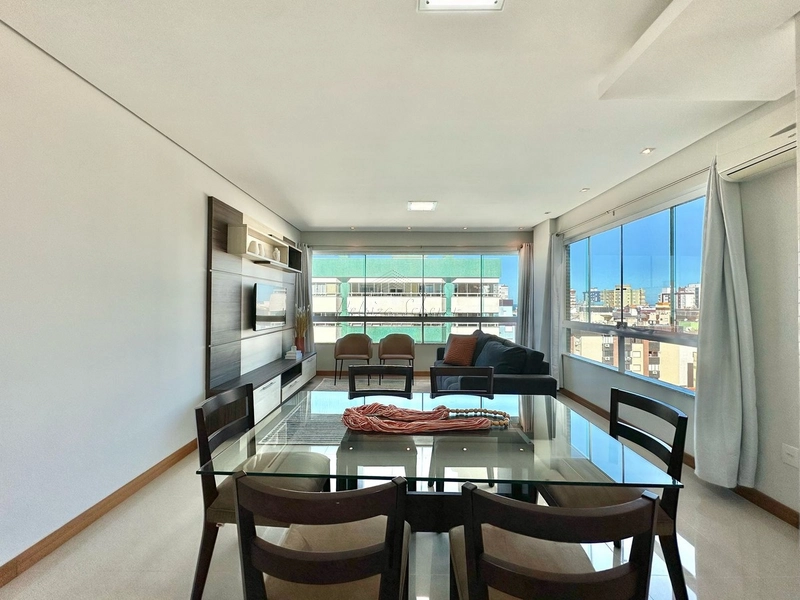 Apartamento 02 dormitórios, suíte e vaga no Centro de Capão da Canoa.: 4ª foto da galeria de imagens do imóvel