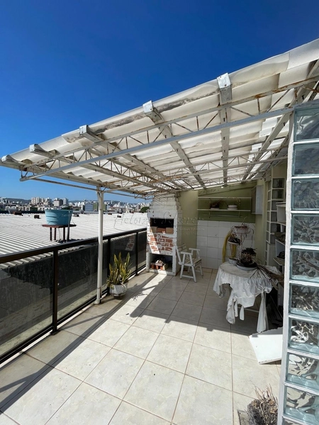 Cobertura duplex, 01 dormitório com vaga - Passo D