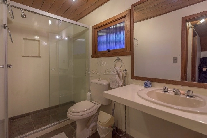 Casa com 5 quartos, cancha de tênis, piscina,450m2, 2.423m² de terreno: 41ª foto da galeria de imagens do imóvel