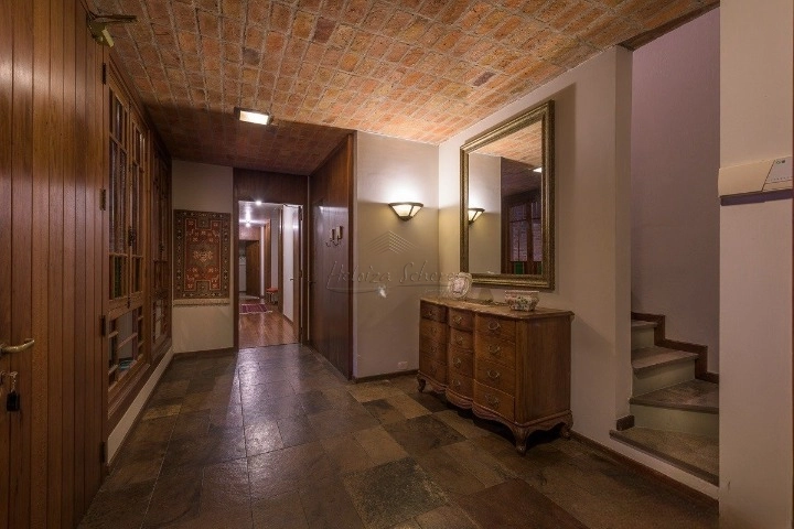 Casa com 5 quartos, cancha de tênis, piscina,450m2, 2.423m² de terreno: 30ª foto da galeria de imagens do imóvel