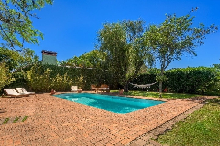 Casa com 5 quartos, cancha de tênis, piscina,450m2, 2.423m² de terreno: 50ª foto da galeria de imagens do imóvel