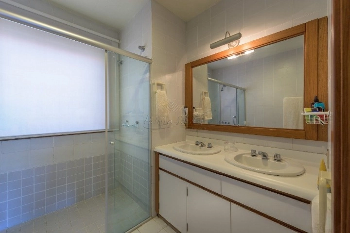 Casa com 5 quartos, cancha de tênis, piscina,450m2, 2.423m² de terreno: 46ª foto da galeria de imagens do imóvel