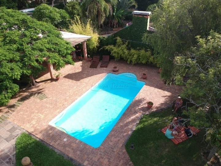 Casa com 5 quartos, cancha de tênis, piscina,450m2, 2.423m² de terreno: 54ª foto da galeria de imagens do imóvel