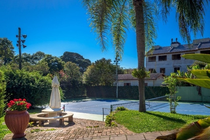 Casa com 5 quartos, cancha de tênis, piscina,450m2, 2.423m² de terreno: 53ª foto da galeria de imagens do imóvel