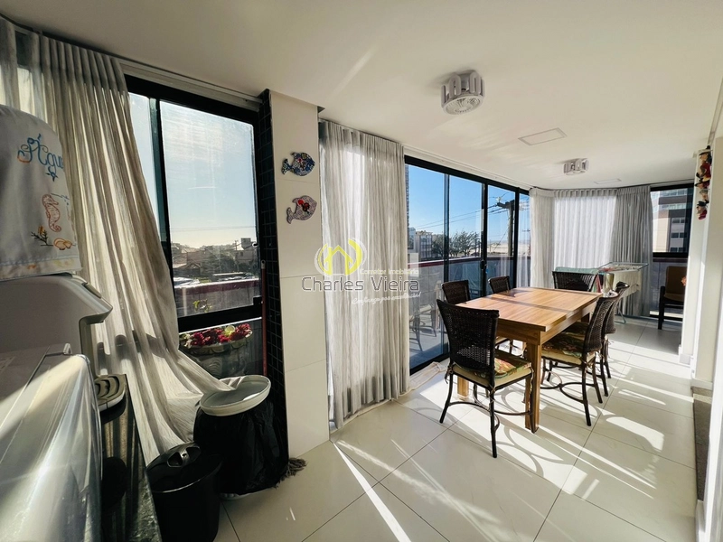 Apartamento Amplo, com garden e a poucos metros da beira mar.: 9ª foto da galeria de imagens do imóvel