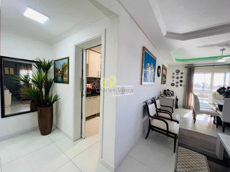 Apartamento Amplo, com garden e a poucos metros da beira mar.: 4ª foto da galeria de imagens do imóvel