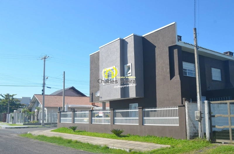 Duplex em ótima localização - Mobiliado e Decorado: 30ª foto da galeria de imagens do imóvel