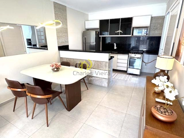 Ótima casa à venda, 2 dormitórios - Centro.: 5ª foto da galeria de imagens do imóvel