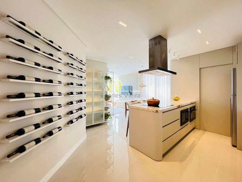 Apartamento de Alto Padrão com Vista para o Mar e Lagoa.: 2ª foto da galeria de imagens do imóvel