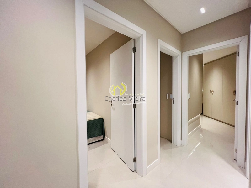 Apartamento de Alto Padrão com Vista para o Mar e Lagoa.: 31ª foto da galeria de imagens do imóvel