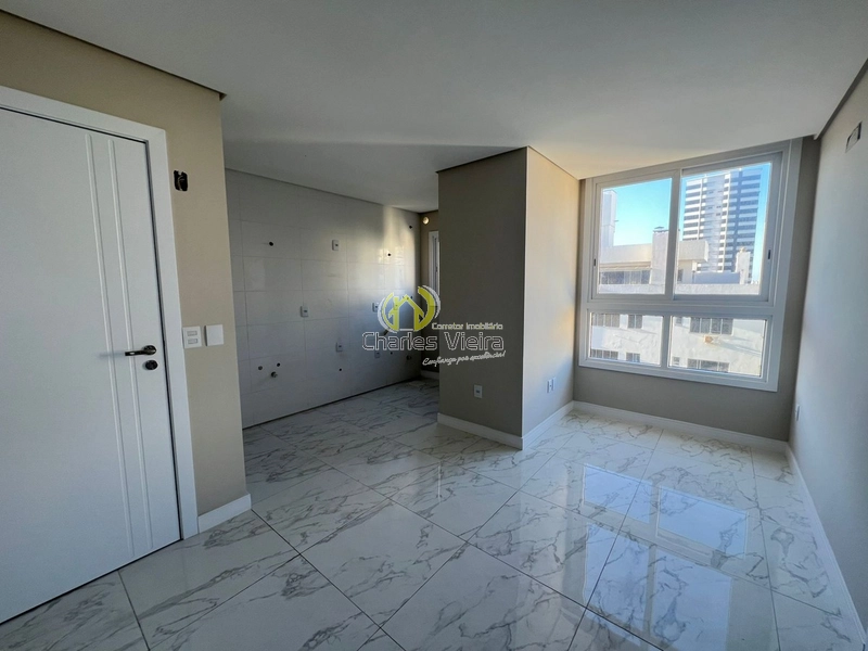 Apartamento novo, 1 dormitório - Entre o centro e a beira mar.: 1ª foto da galeria de imagens do imóvel