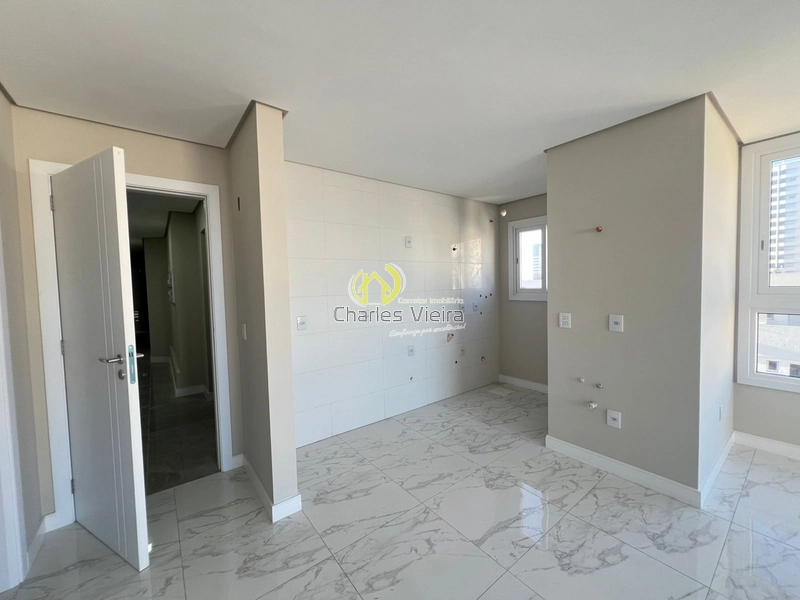 Duas Suítes, apartamento novo, entre o centro e a beira mar.: 5ª foto da galeria de imagens do imóvel