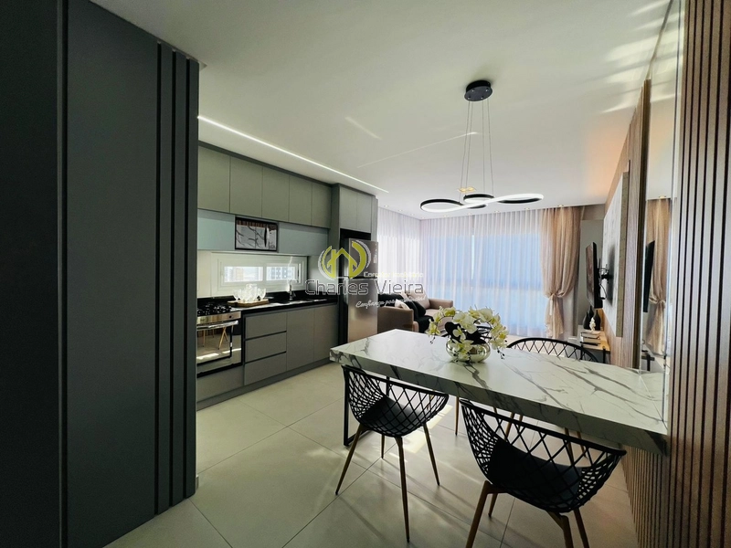 Apartamento Mobiliado, 2 dormitórios - próximo beira mar.: 4ª foto da galeria de imagens do imóvel