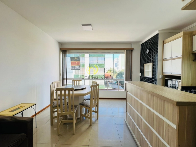 Apartamento 2 dorm Frente - Entre o centro e o mar.: 4ª foto da galeria de imagens do imóvel